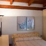 瓦坎扎别墅极光之家招待所 度假居 Laureana Cilento