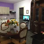度假居 瓦坎扎别墅极光之家招待所 Laureana Cilento