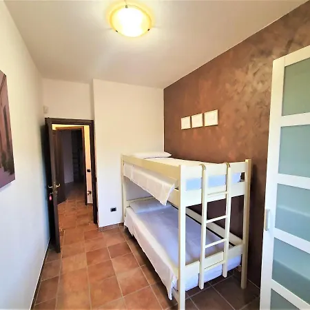 Casa Aurora Laureana Cilento