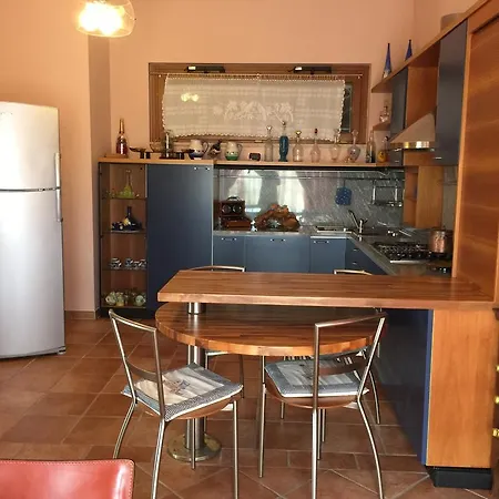 Casa Aurora * Laureana Cilento
