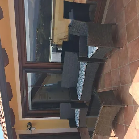 Casa Aurora * Laureana Cilento