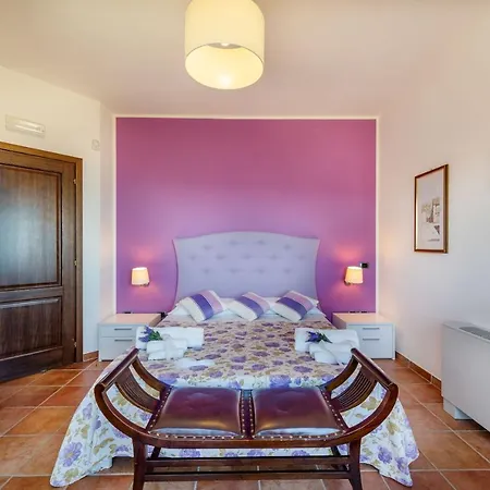 Holiday home Casa Aurora Laureana Cilento